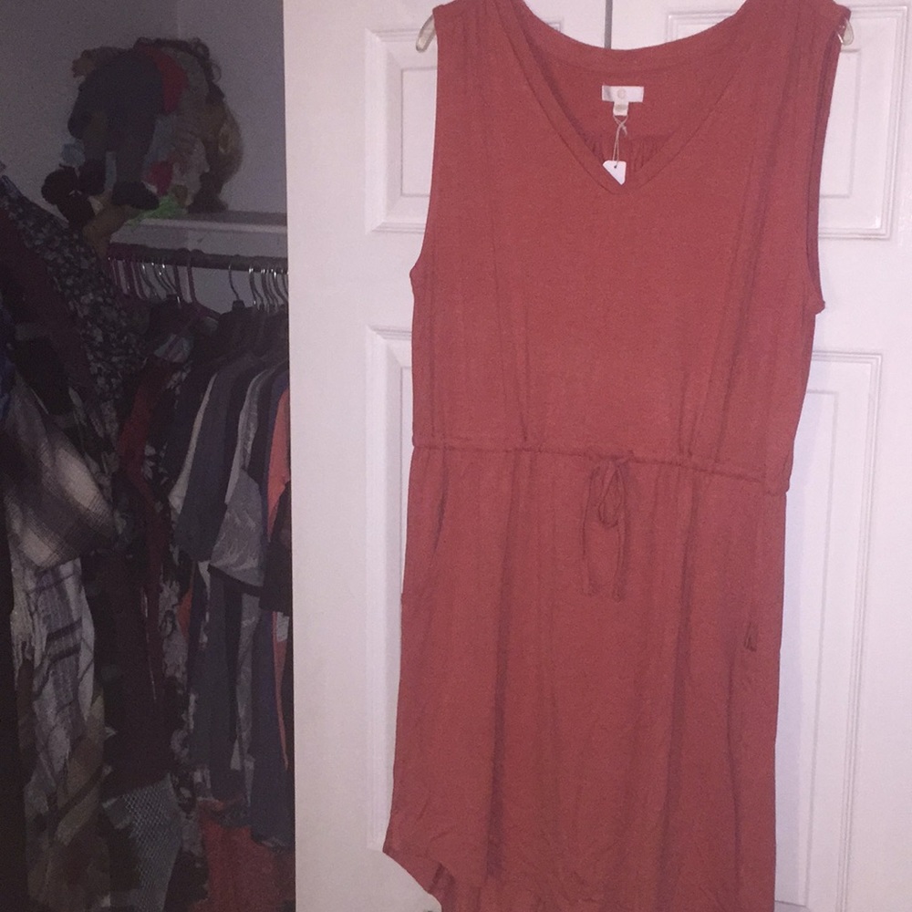 Coral/burnt orange color dress